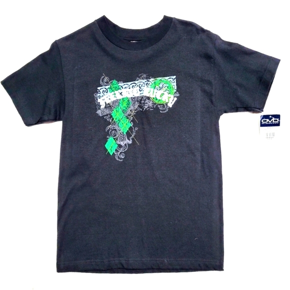 St. Patrick's Day "Feeling Lucky" Black Tee - Picture 2 of 2